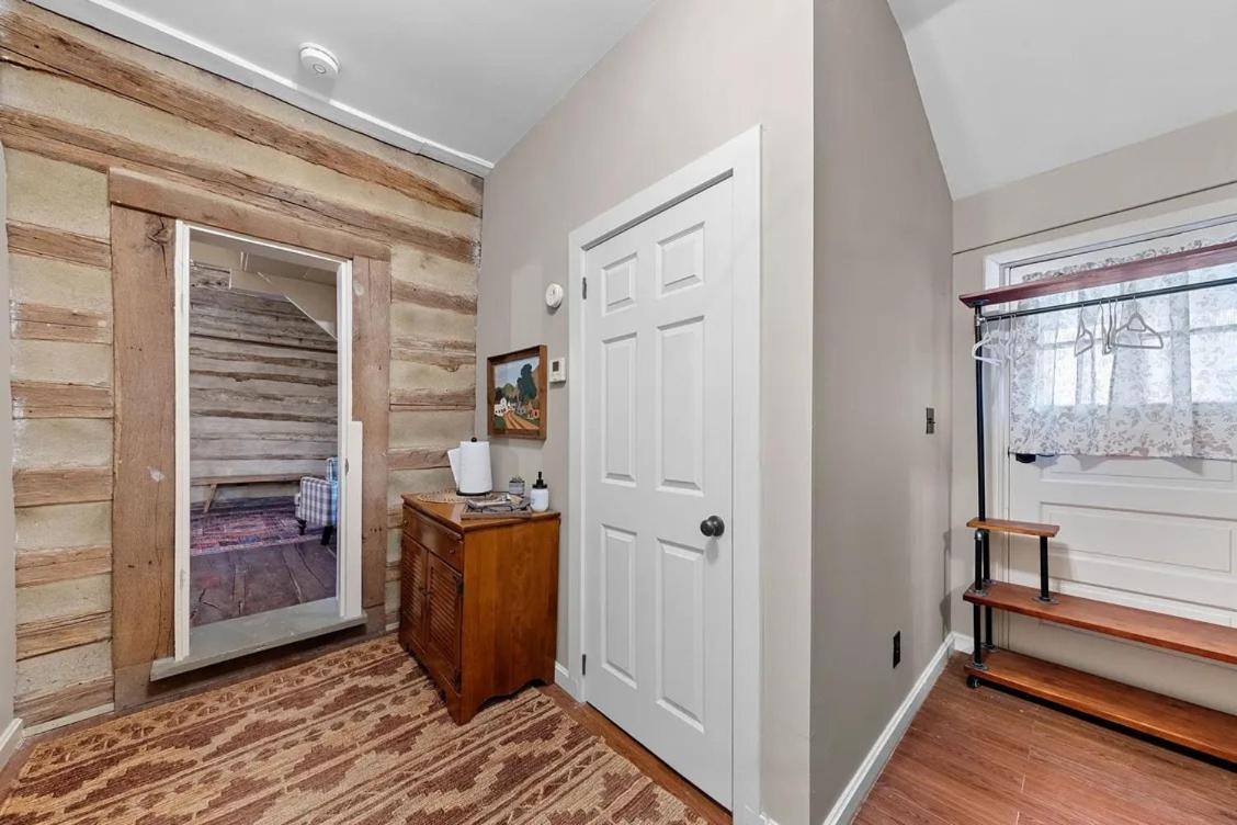 Rustic Augusta Cabin Εξωτερικό φωτογραφία
