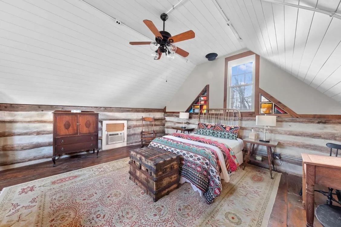 Rustic Augusta Cabin Εξωτερικό φωτογραφία