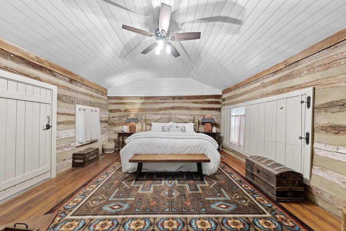 Rustic Augusta Cabin Εξωτερικό φωτογραφία