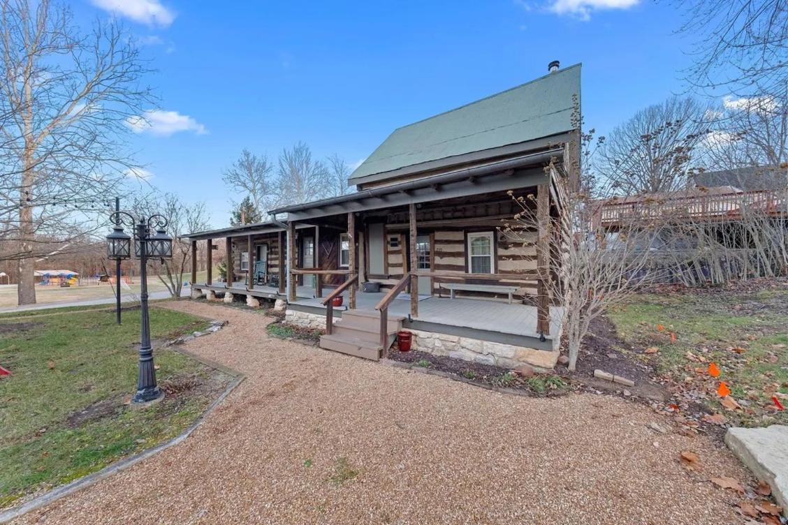 Rustic Augusta Cabin Εξωτερικό φωτογραφία